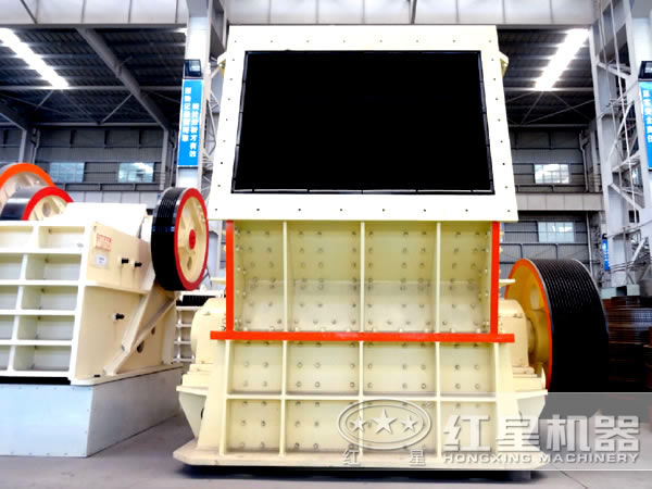 毛石破碎機(jī)：反擊破